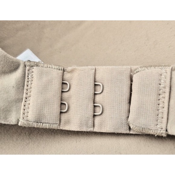 Lot of 2 Chantelle & Wacoal Women's 34D Nude Underwire Bra - Picture 14 of 15